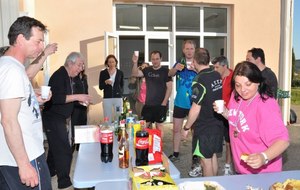 Verre de l'amitié qui clôture la fin du tournoi interne 2013